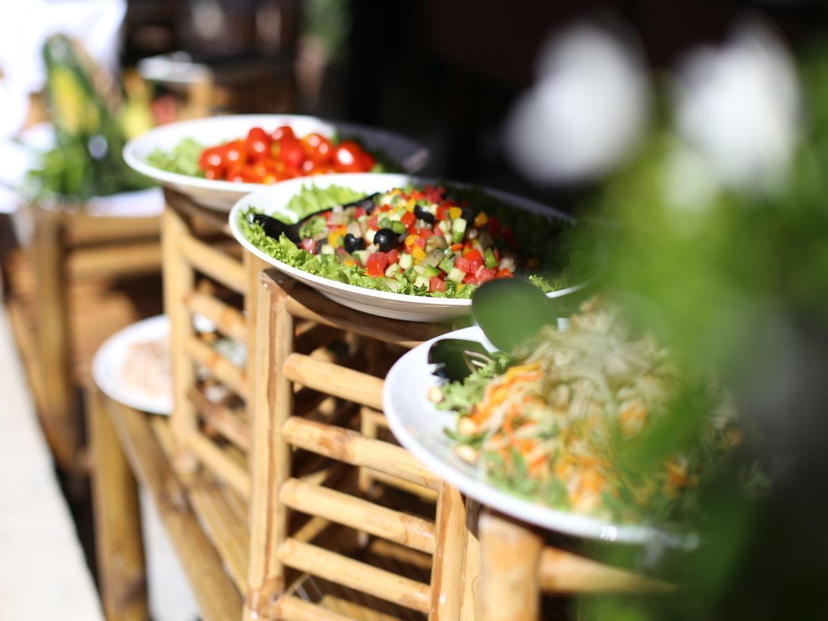 Aira Boutique Hoi An Hotel & Villa Exterior photo