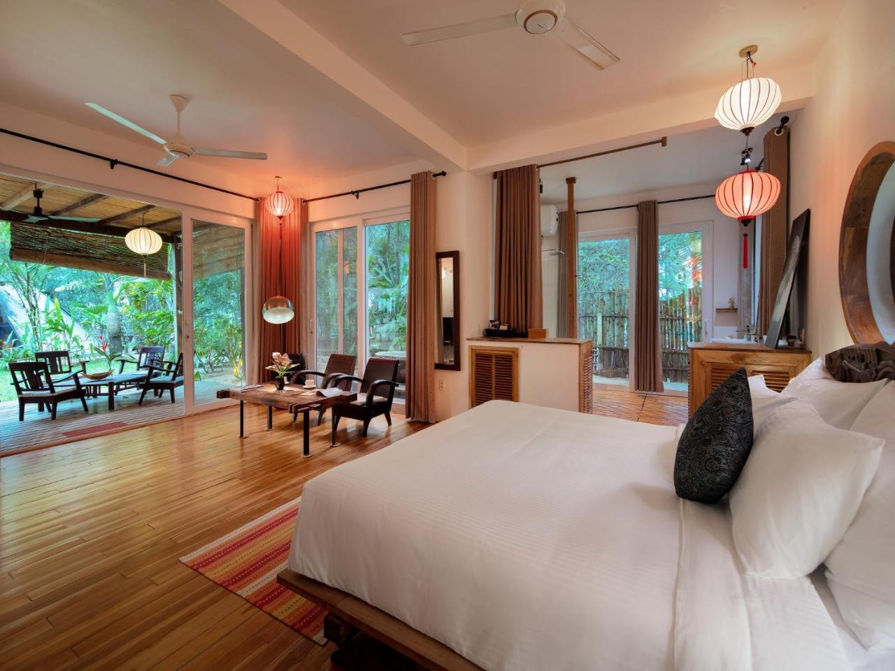 Aira Boutique Hoi An Hotel & Villa Exterior photo