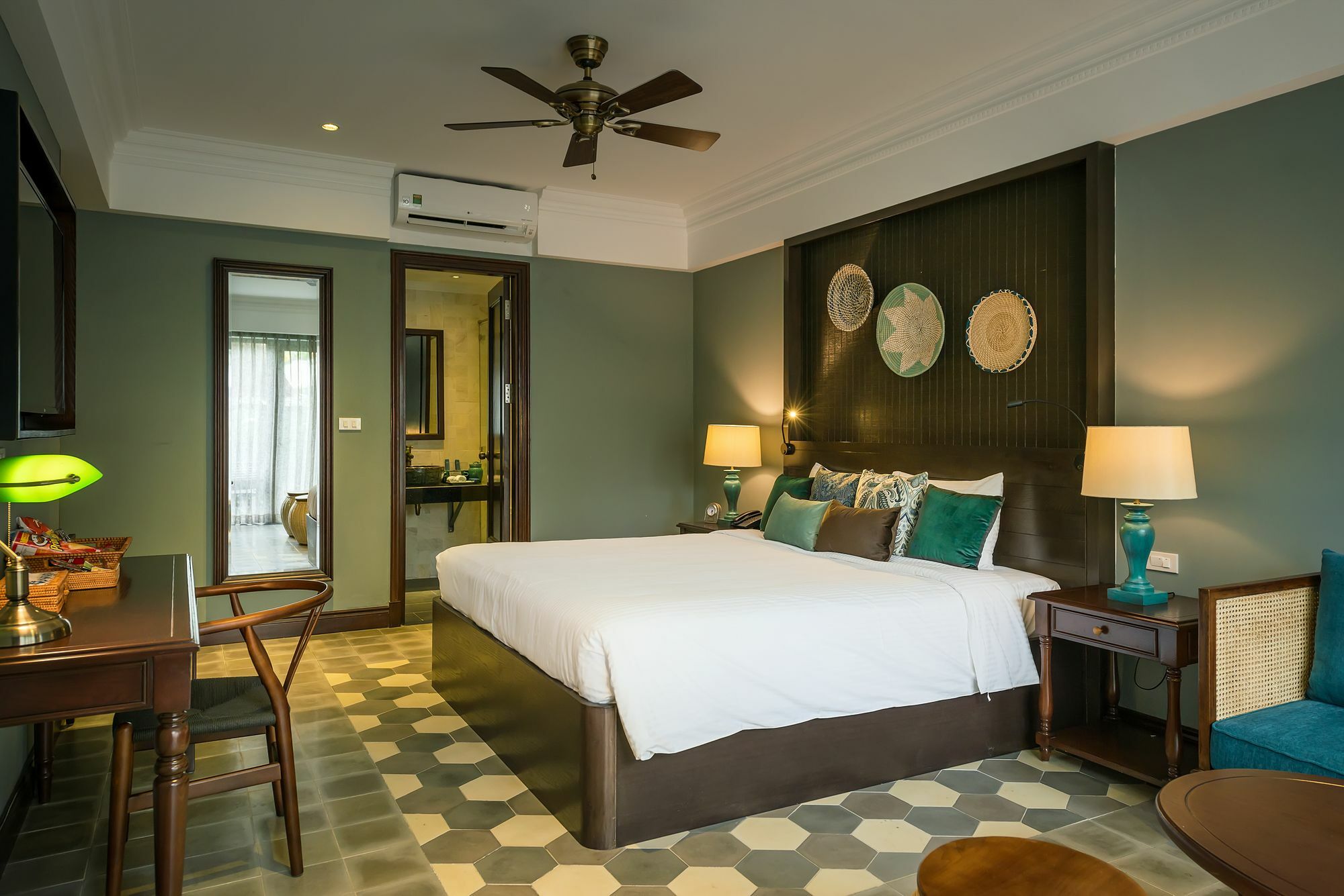 Aira Boutique Hoi An Hotel & Villa Exterior photo